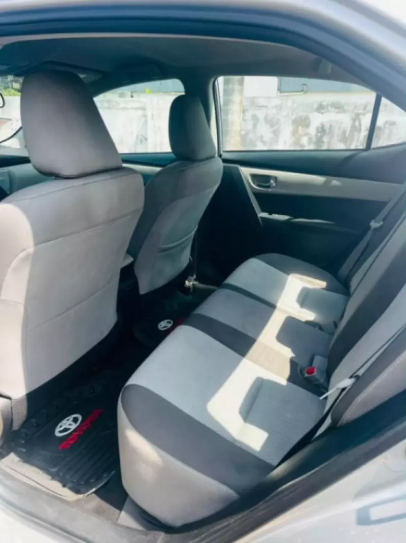 TOYOTA Corolla   - 2018
