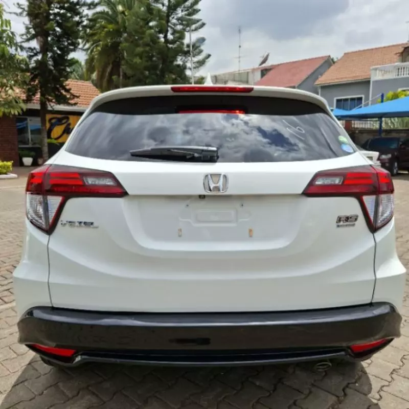 Honda Vezel    - 2018