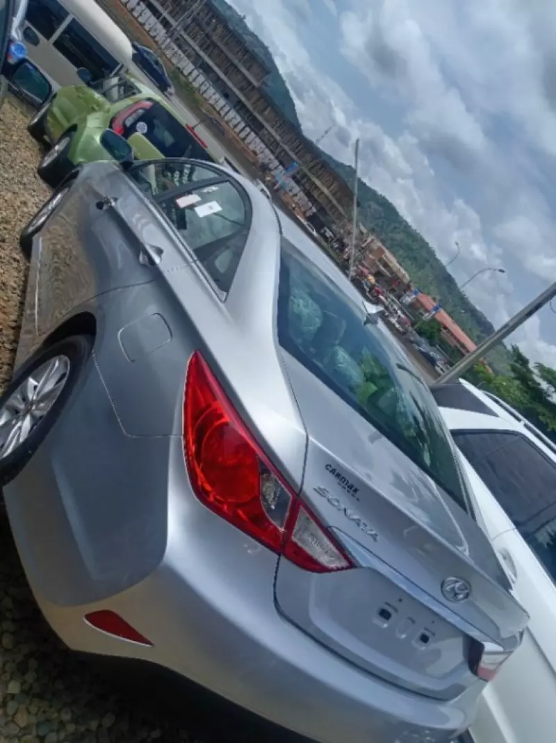 Hyundai Sonata - 2014