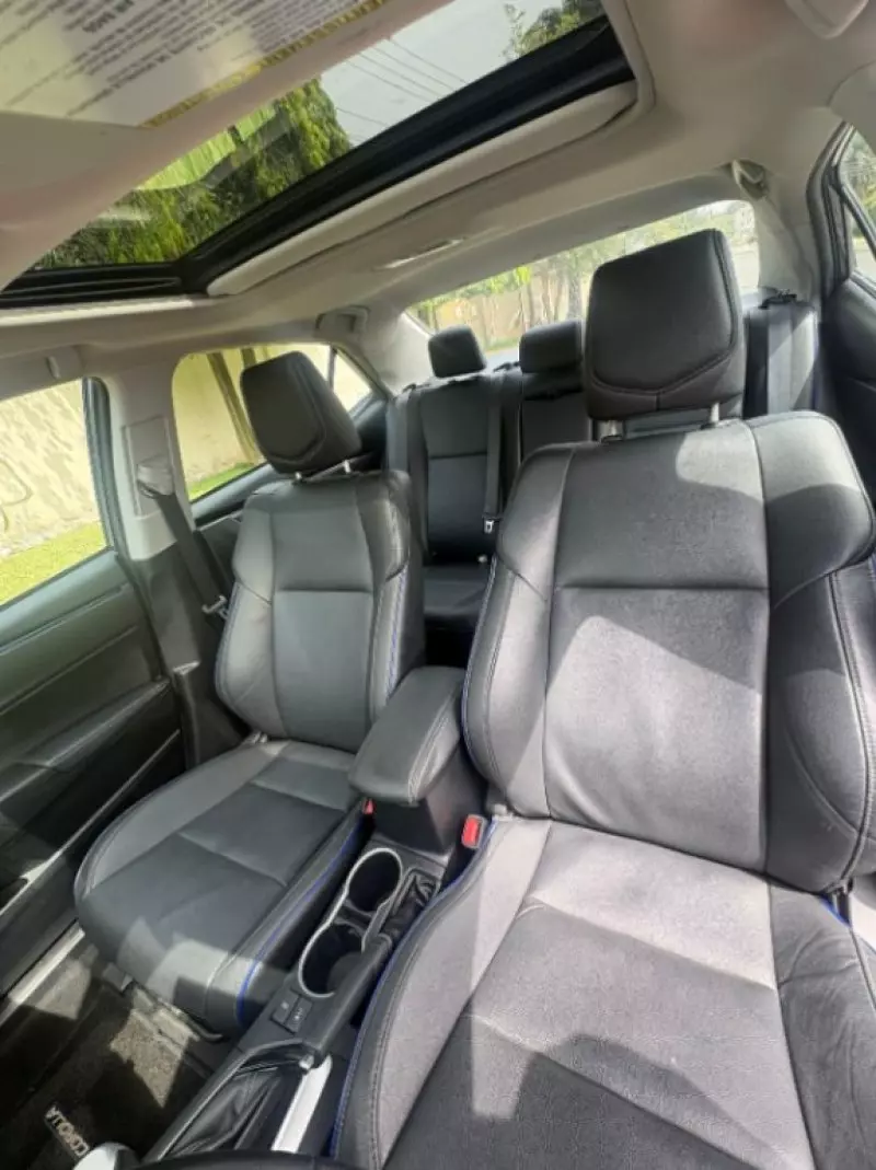 Toyota Corolla   - 2013