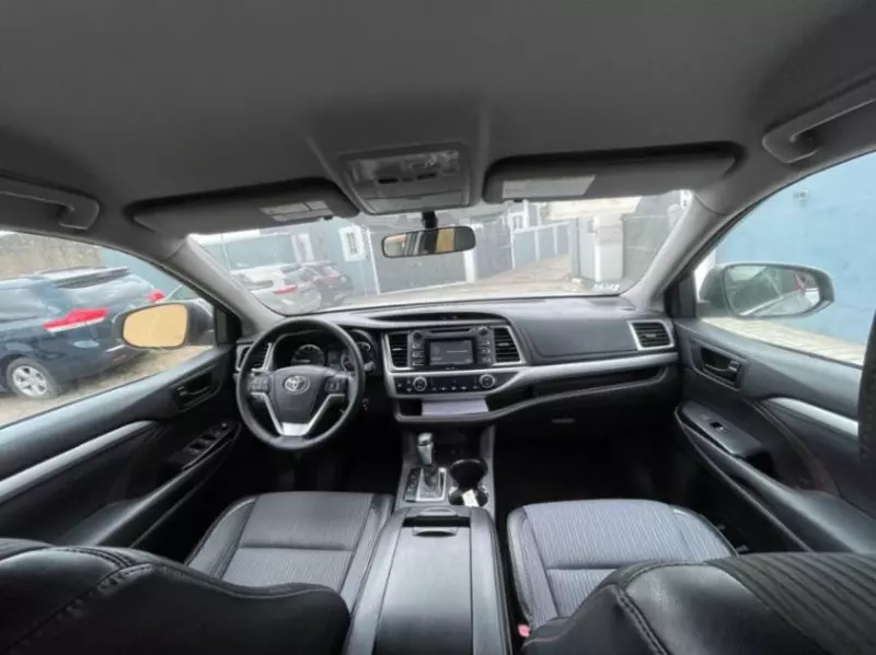 TOYOTA Highlander - 2015