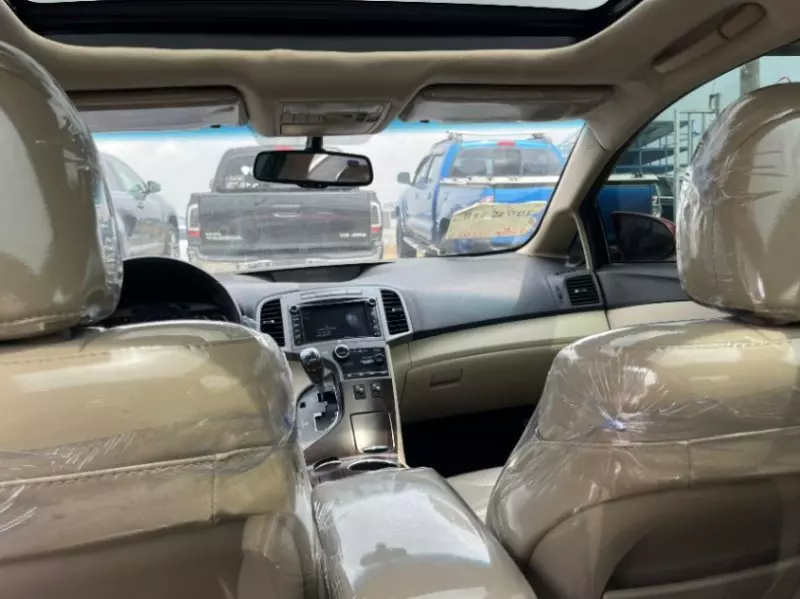 Toyota Venza   - 2014