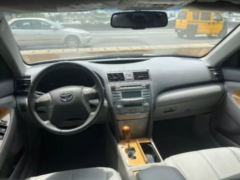 Toyota Camry   - 2007