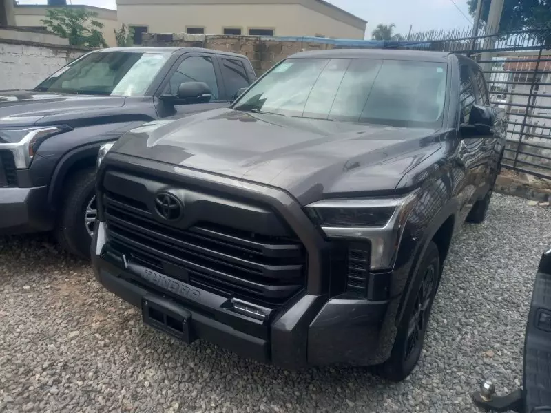 Toyota Tundra   - 2024