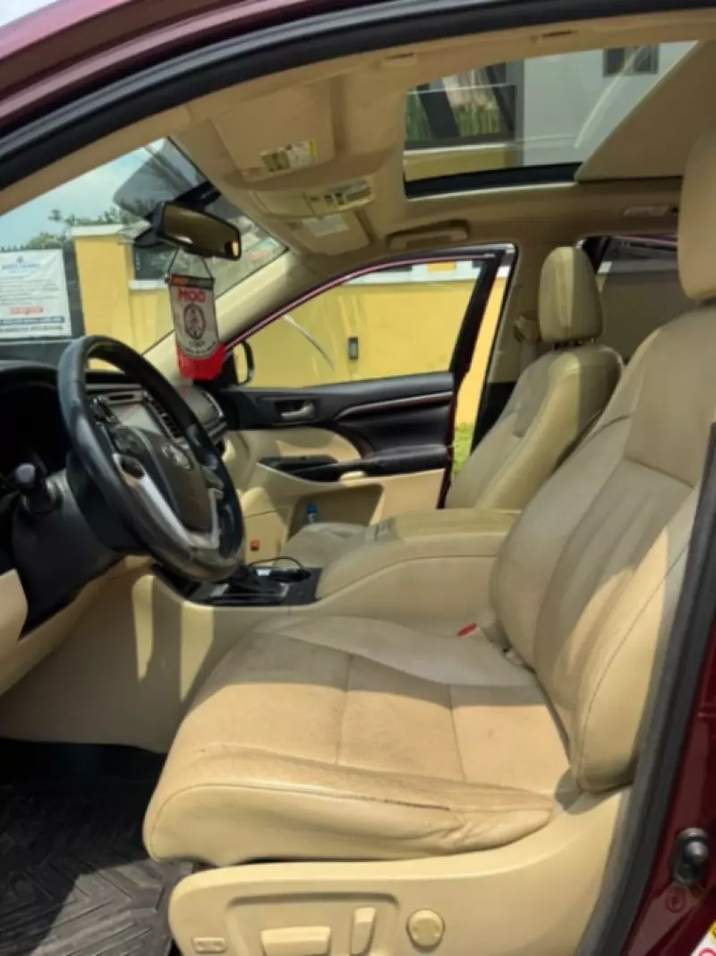 TOYOTA Highlander   - 2014