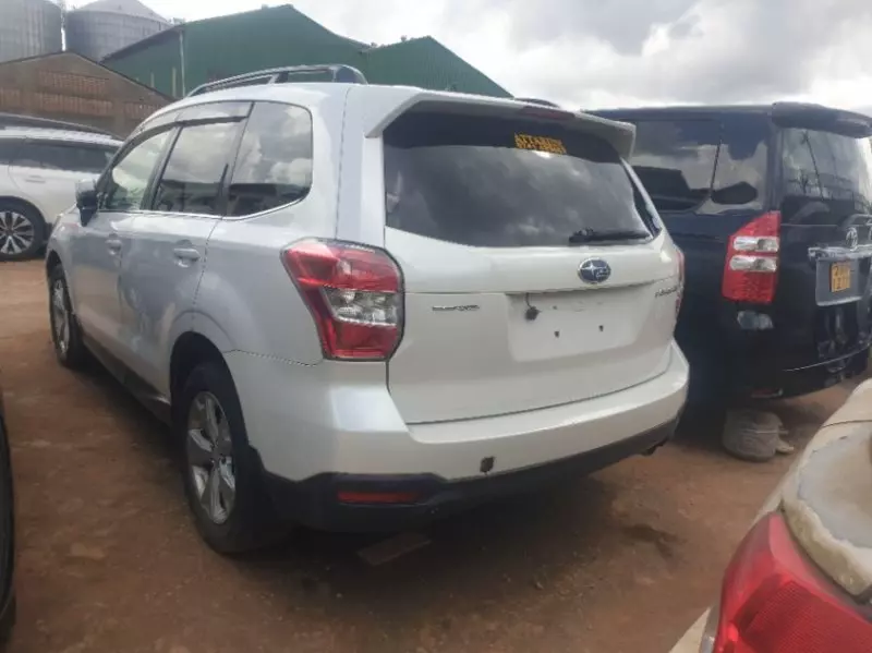 Subaru Forester   - 2017