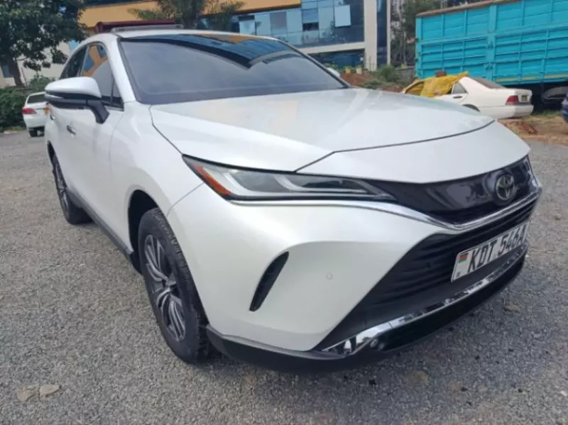Toyota Harrier   - 2024