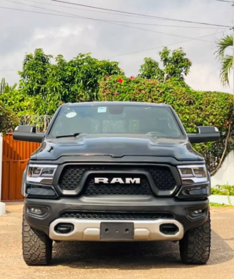 Dodge RAM 1500   - 2020