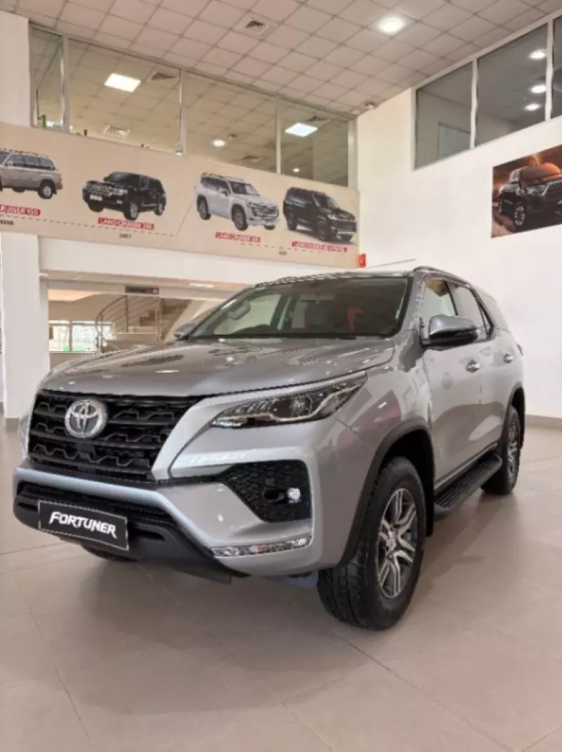 Toyota Fortuner   - 2025