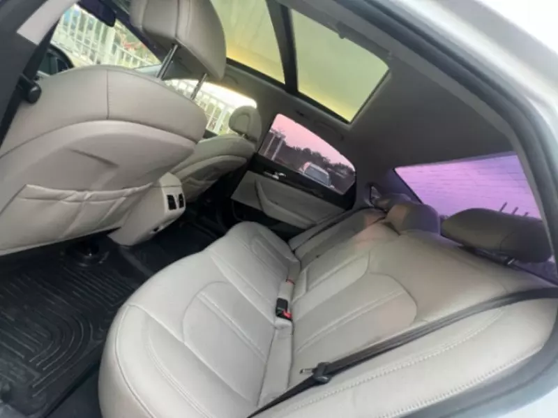 Hyundai Sonata   - 2015
