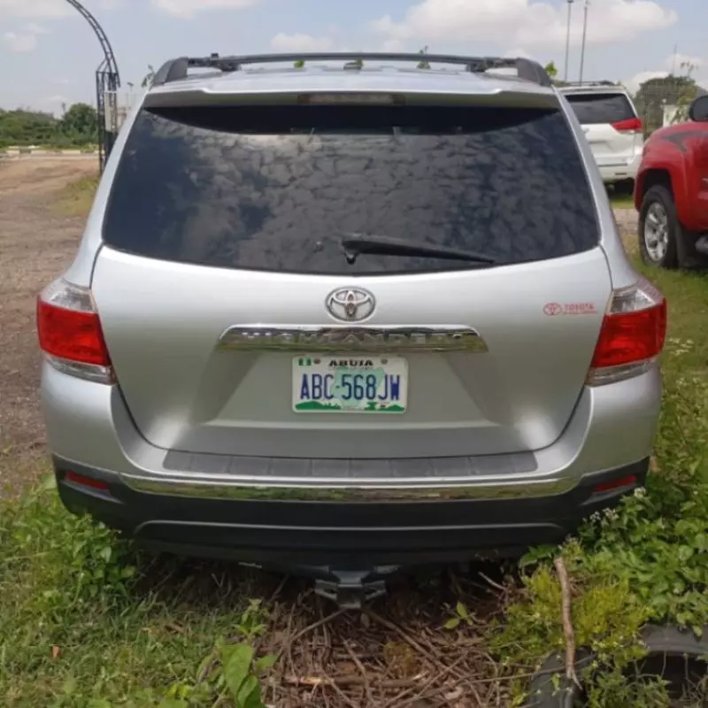 TOYOTA Highlander   - 2011