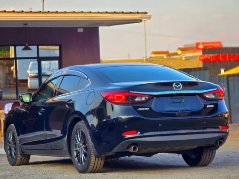 Mazda Atenza    - 2016