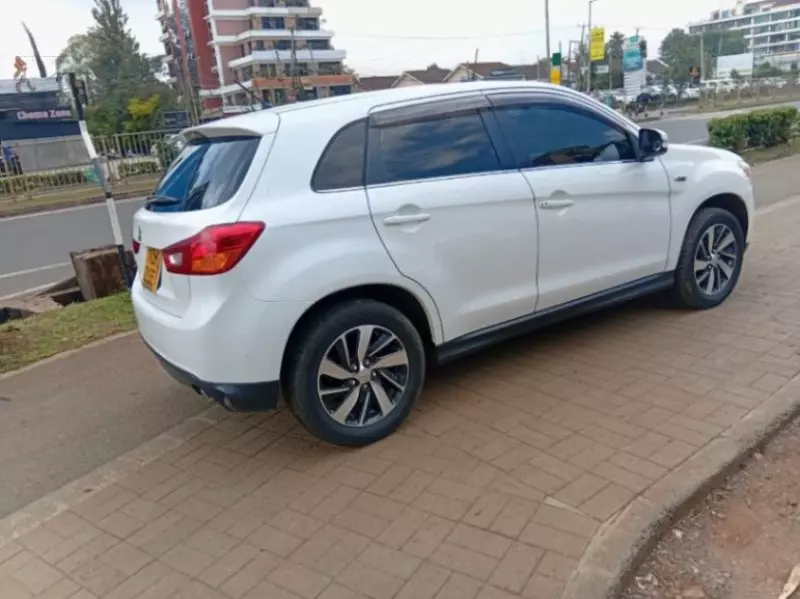 Mitsubishi RVR   - 2016
