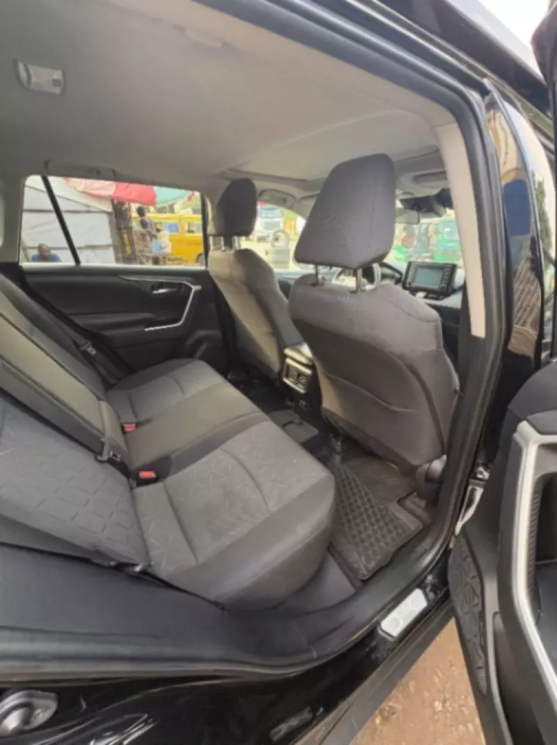 TOYOTA RAV 4   - 2020