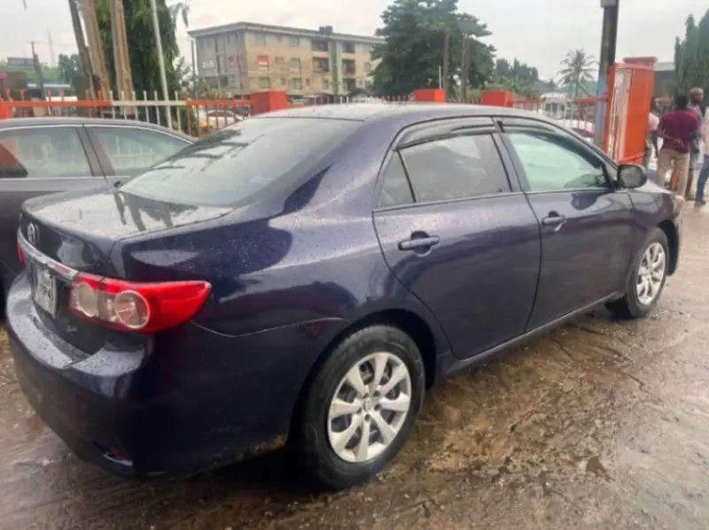 Toyota Corolla   - 2013