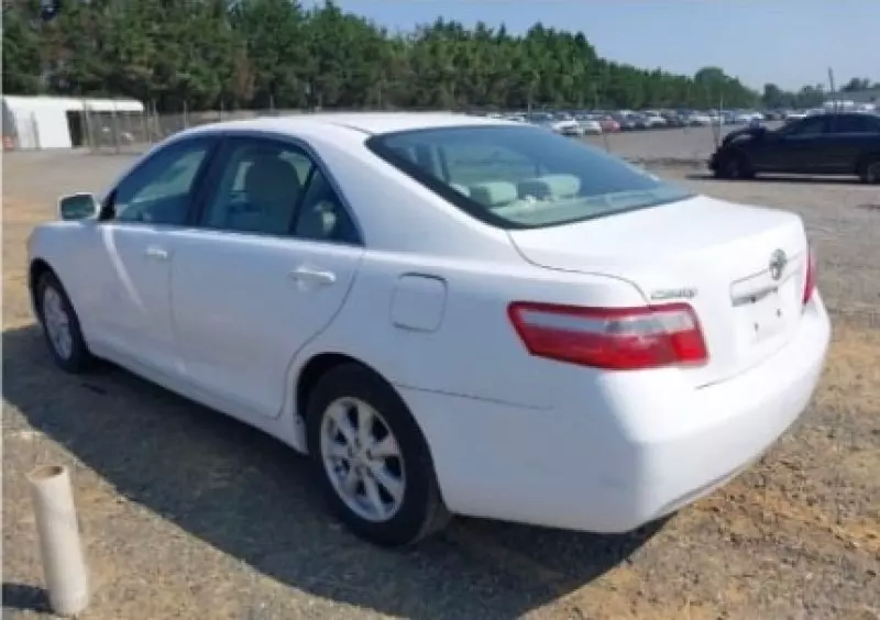 Toyota Camry   - 2007