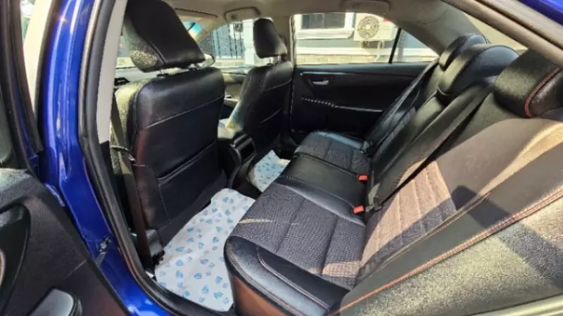 Toyota Camry   - 2015