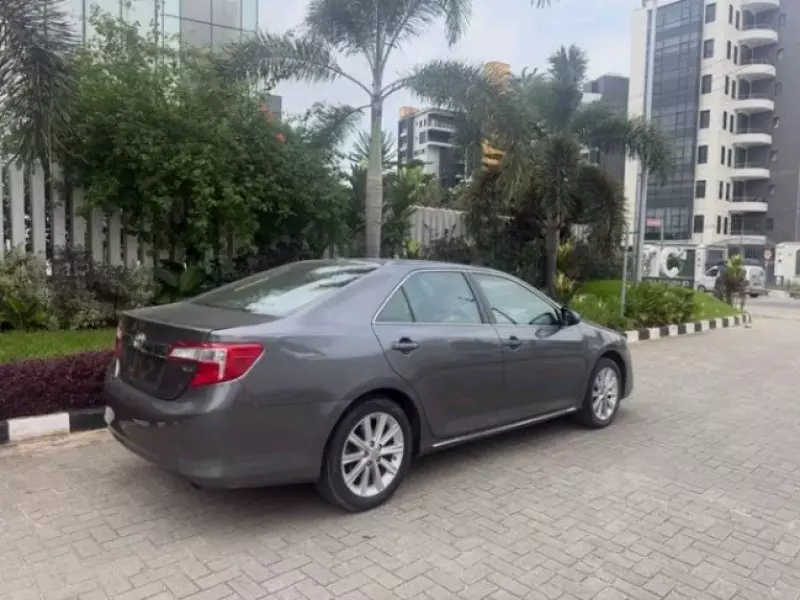 TOYOTA Camry   - 2014
