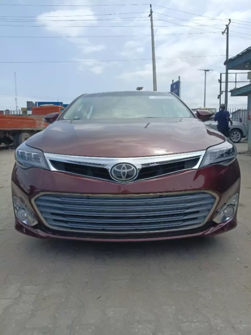 TOYOTA Avalon   - 2014