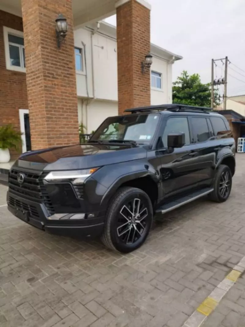 Lexus GX   - 2024