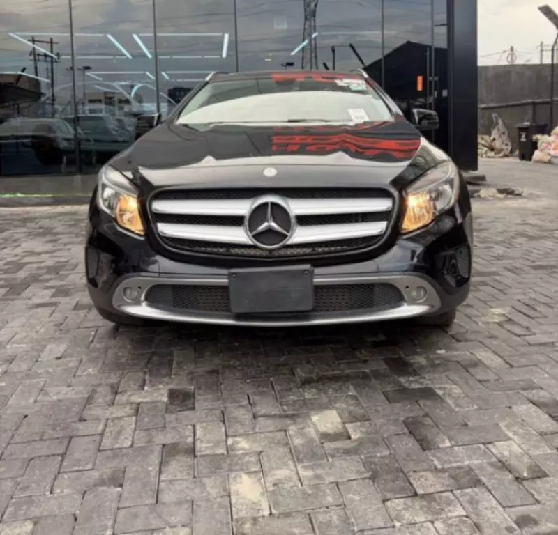 Mercedes-Benz GLA-Class - 2015