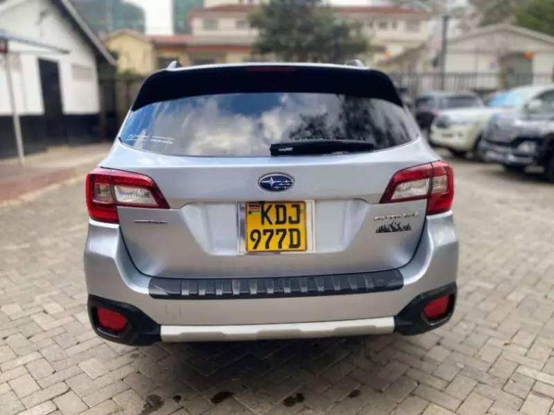 Subaru Outback - 2016