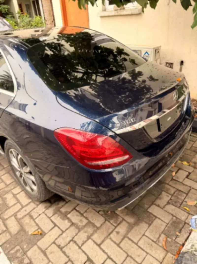 Mercedes-Benz C-Class - 2015