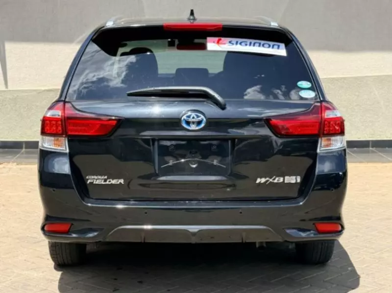 Toyota Fielder    - 2018