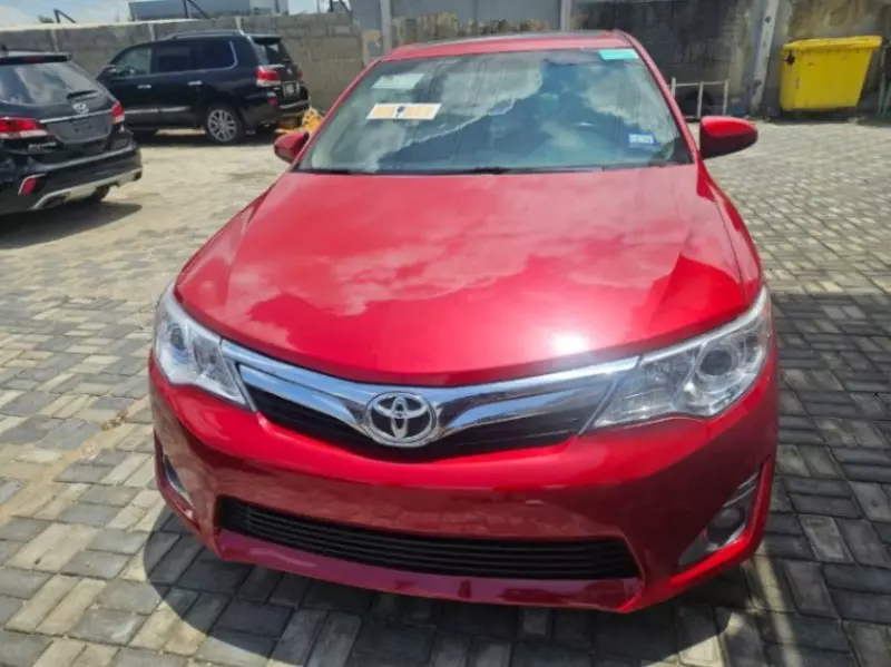 TOYOTA Camry   - 2014