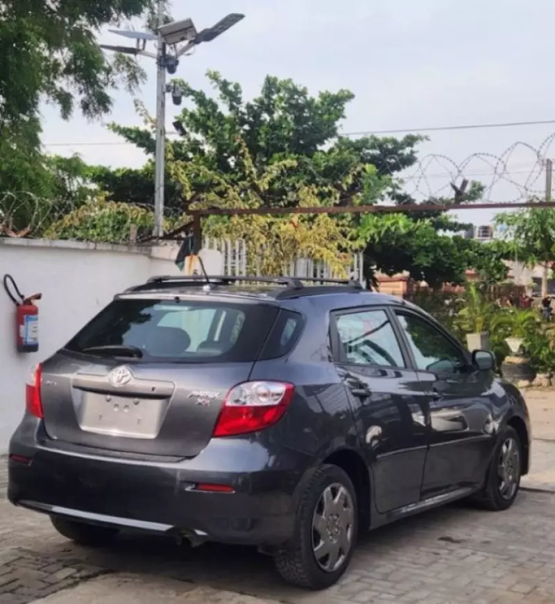 Toyota Matrix   - 2010