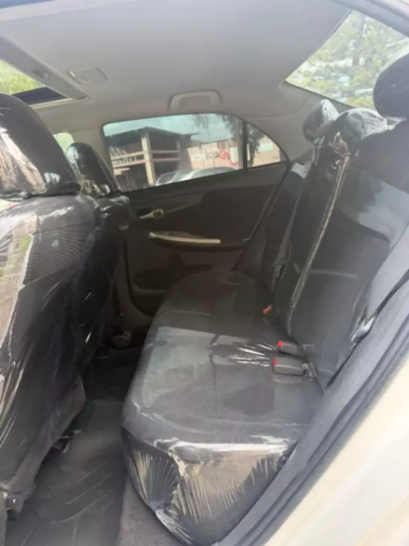 TOYOTA Corolla - 2012