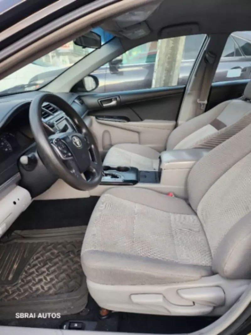 Toyota Camry   - 2014