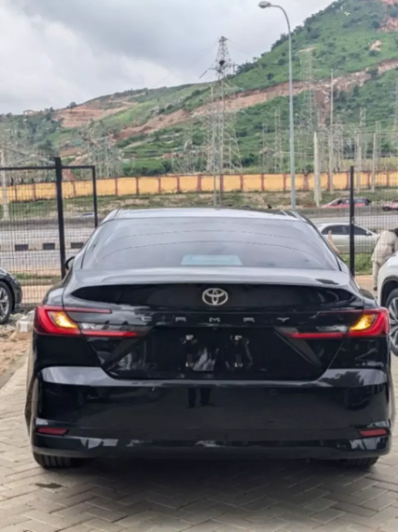 TOYOTA Camry - 2024