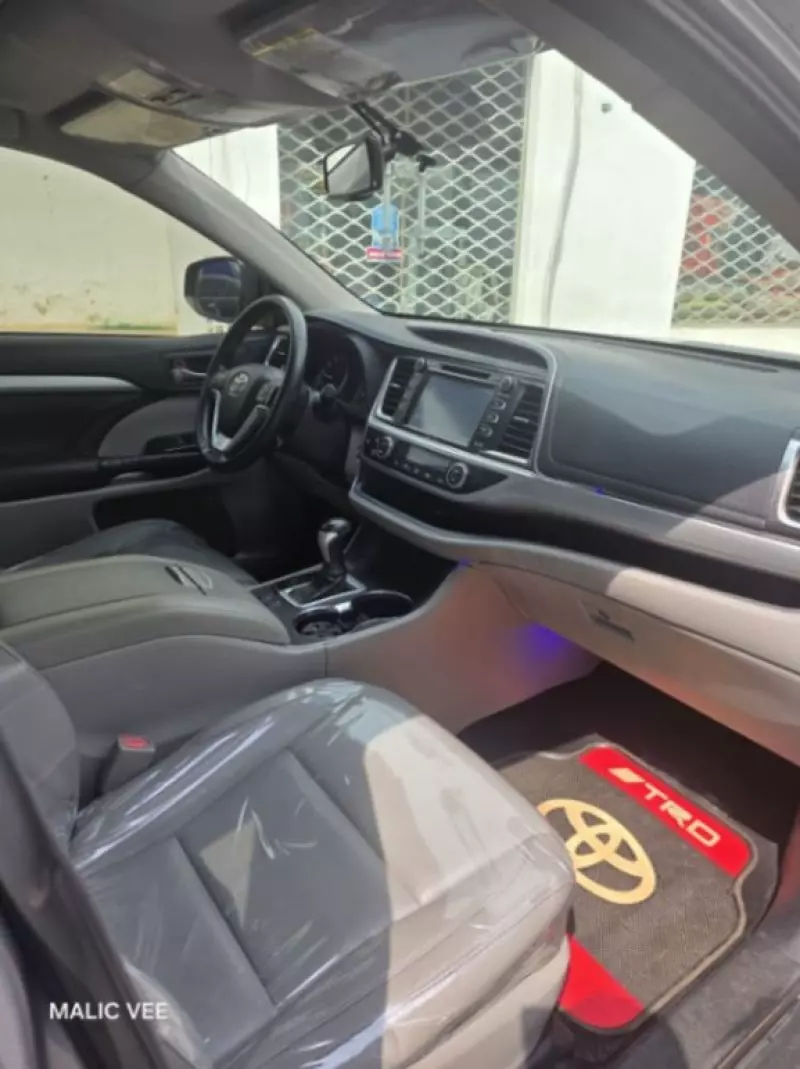 Toyota Highlander - 2015
