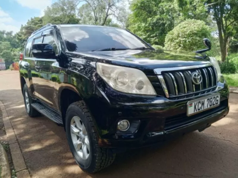 Toyota Landcruiser Prado   - 2012