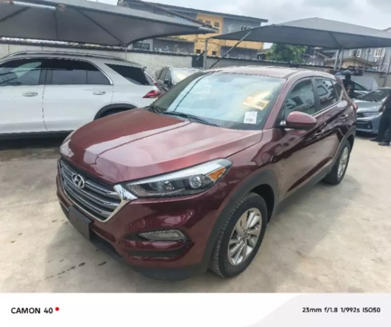 Hyundai Tucson   - 2017