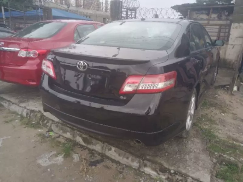 TOYOTA Camry   - 2011