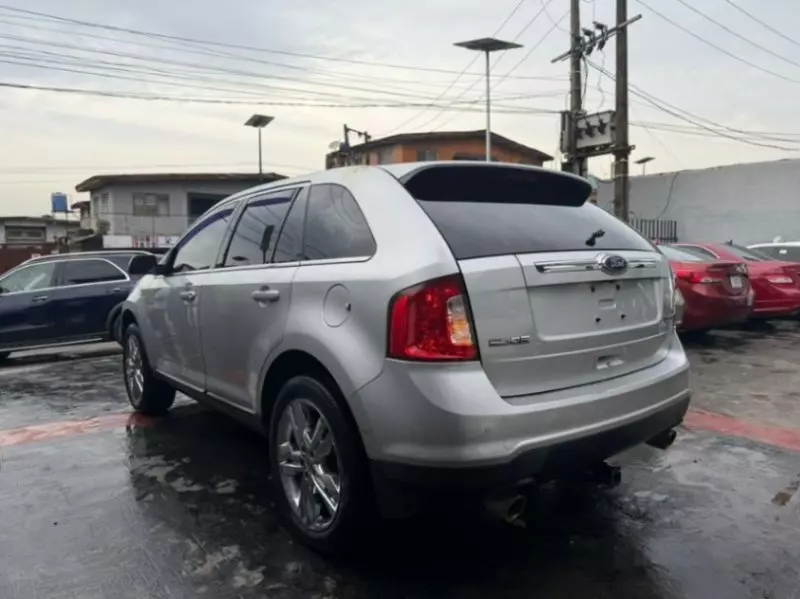 Ford Edge   - 2013
