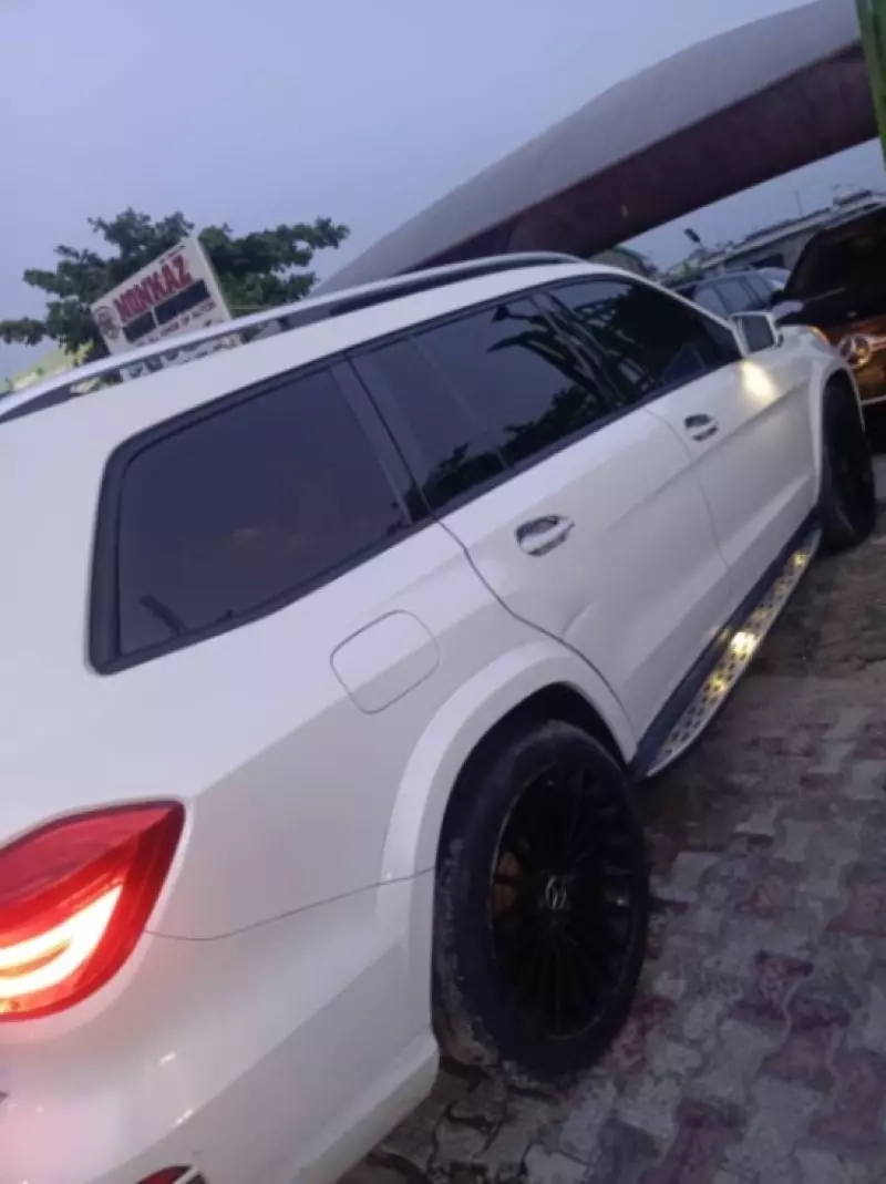 Mercedes-Benz GL-Class - 2013