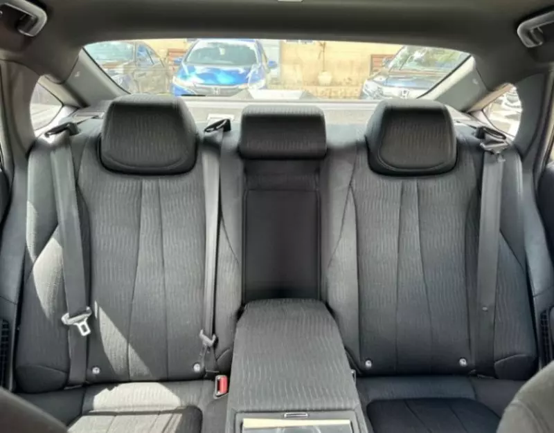 Toyota Crown   - 2019