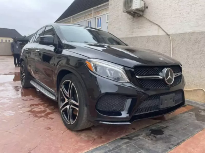 Mercedes-Benz GLE-Class   - 2019