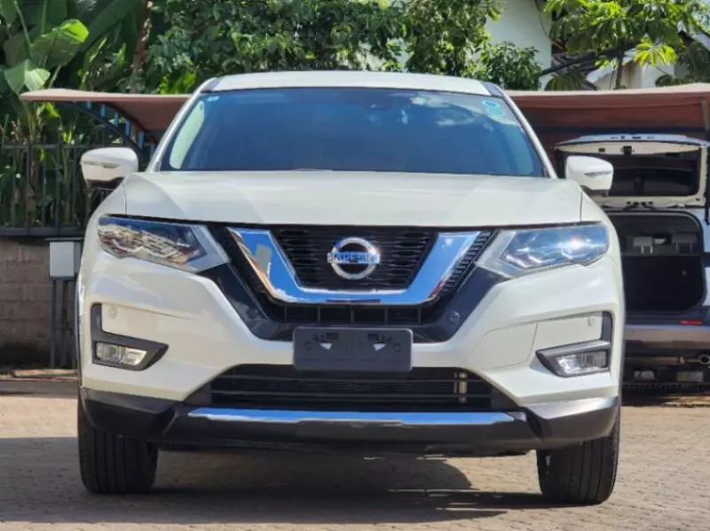 Nissan X-Trail   - 2018