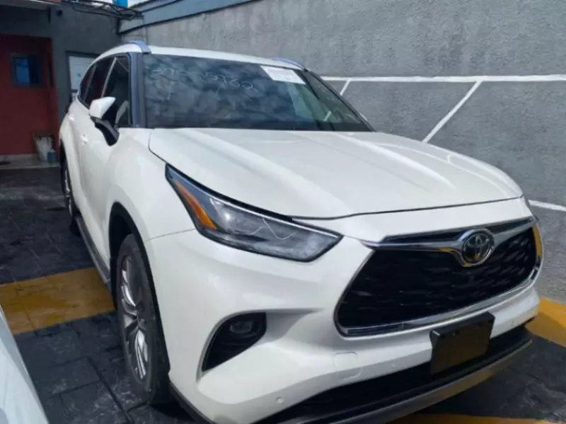 Toyota Highlander - 2021