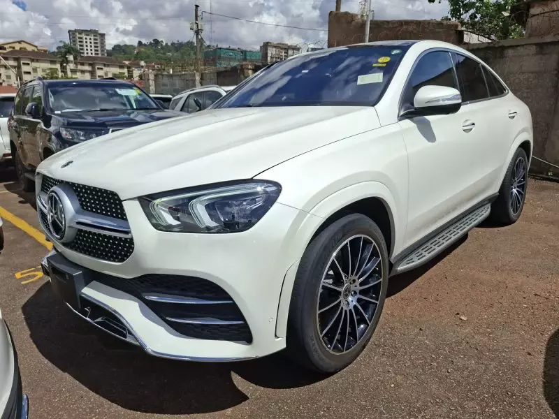 Mercedes-Benz GLE 400   - 2021