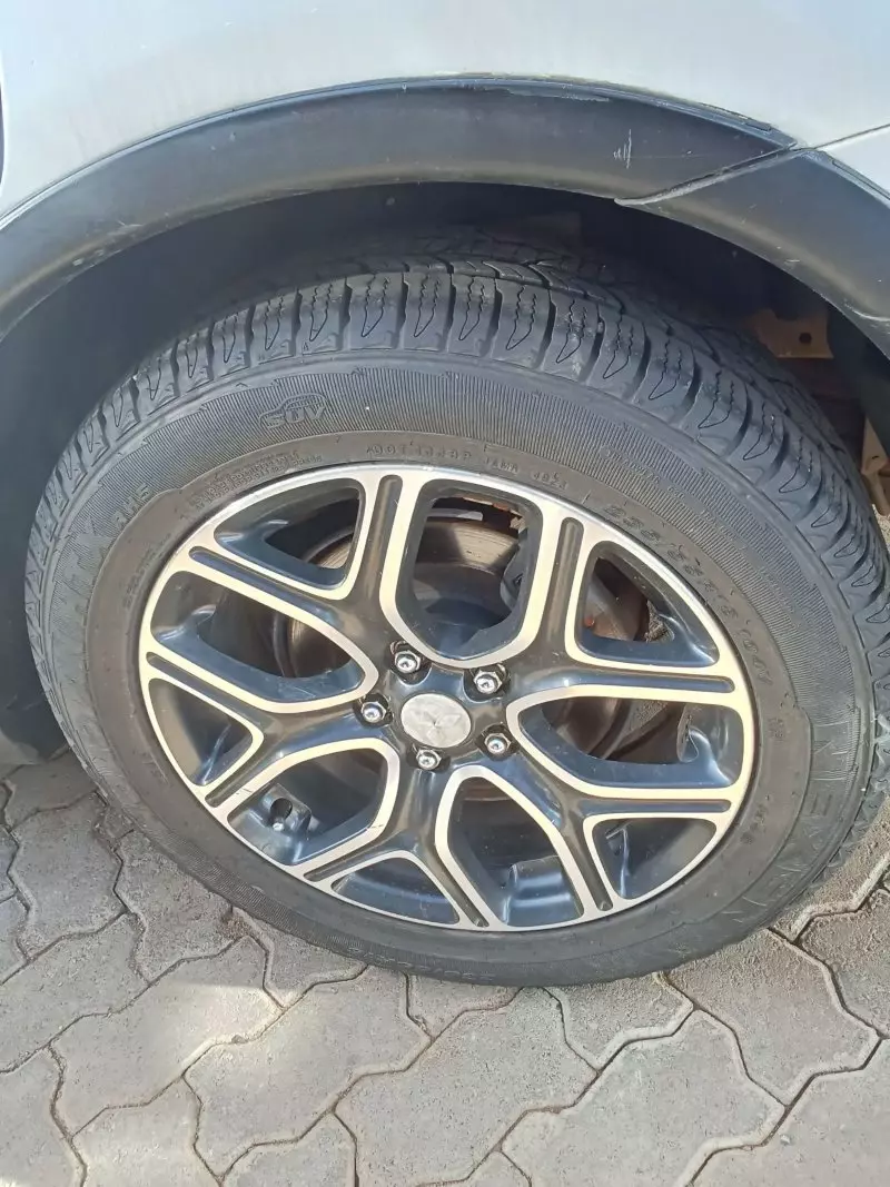 Mitsubishi OUTLANDER   - 2015