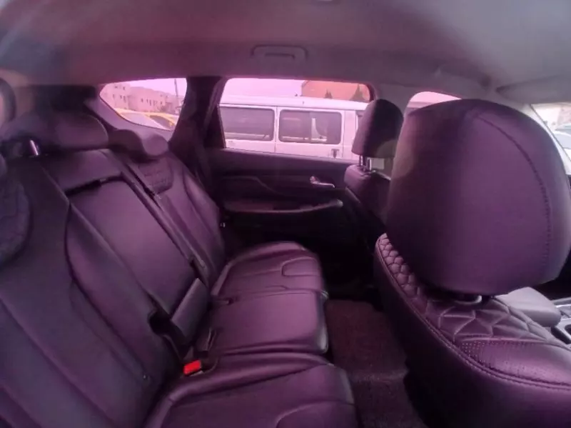 Hyundai Santa Fe   - 2019