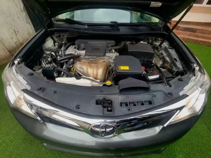 Toyota Camry   - 2013
