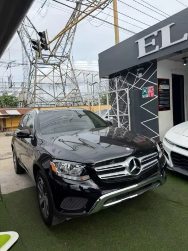 Mercedes-Benz GLC-Class   - 2017