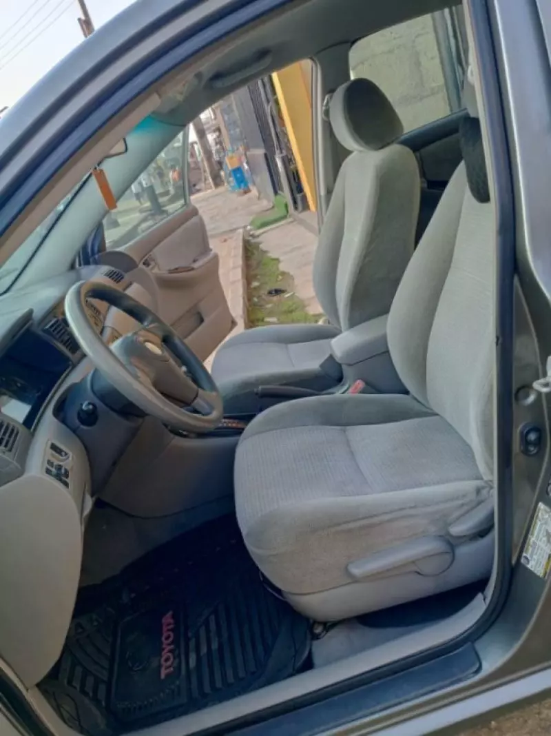 Toyota Corolla   - 2008