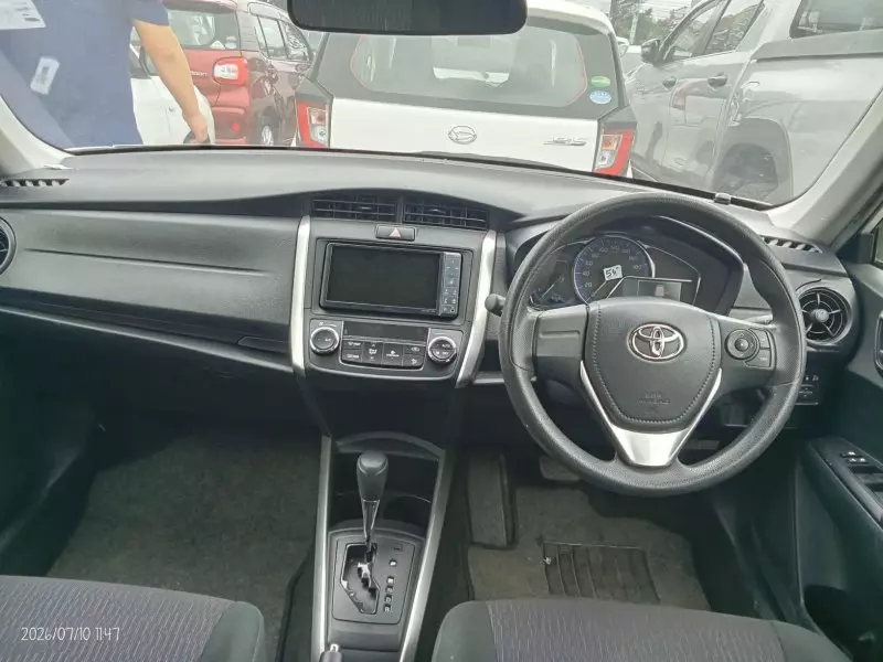 TOYOTA Fielder hybrid - 2018